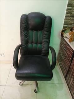chair for sale without one tryer