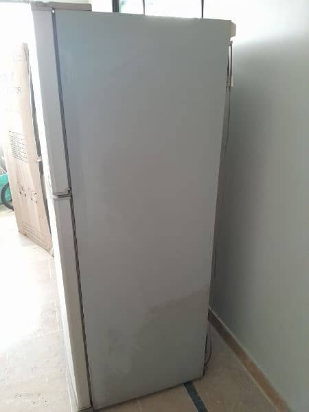 Hitachi Refrigerator for sell 0