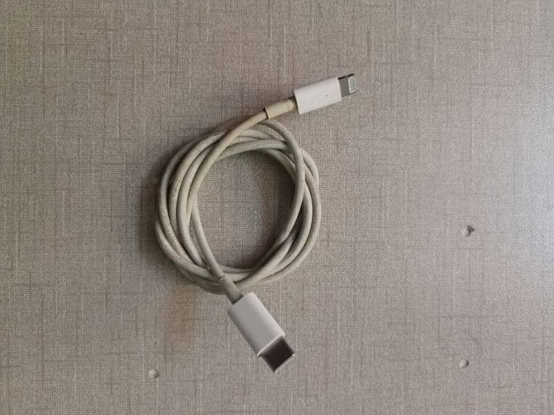 Apple original data cable 0