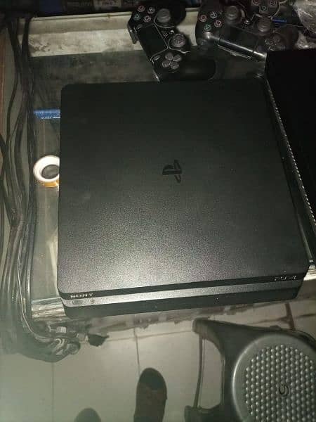 PS4. ps5 ps3 xbox360 xbox1 all systems  and DVD s watsup 03213217647 5