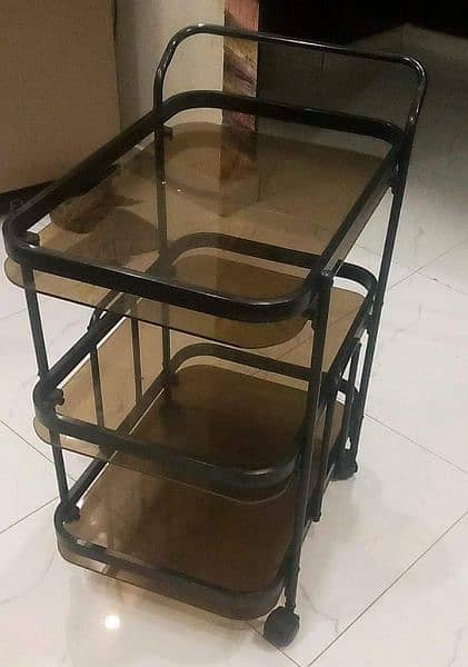 serving trolly for sell condition used like good 0