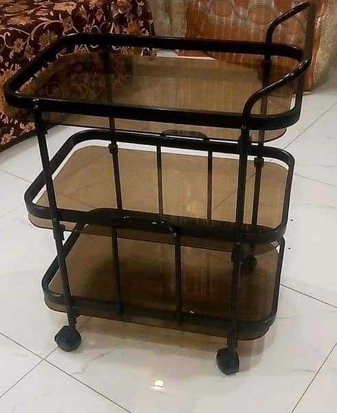 serving trolly for sell condition used like good 1