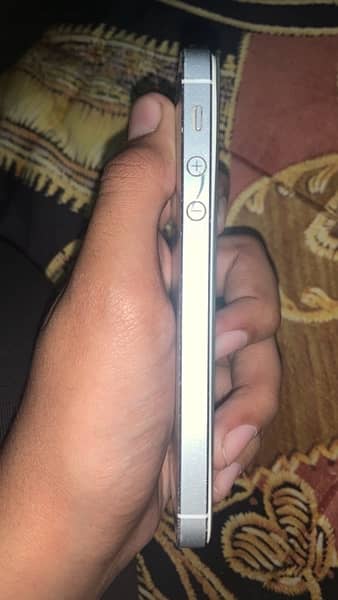 IPhone 5 (Pta Approved) 5
