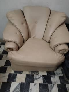 Sofa Set Urgent Sale 03102356523
