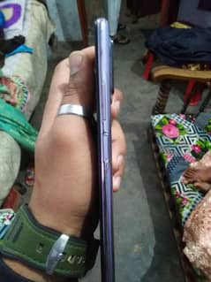 Infinix note 10 pro  finger not working box with charger bki all ok