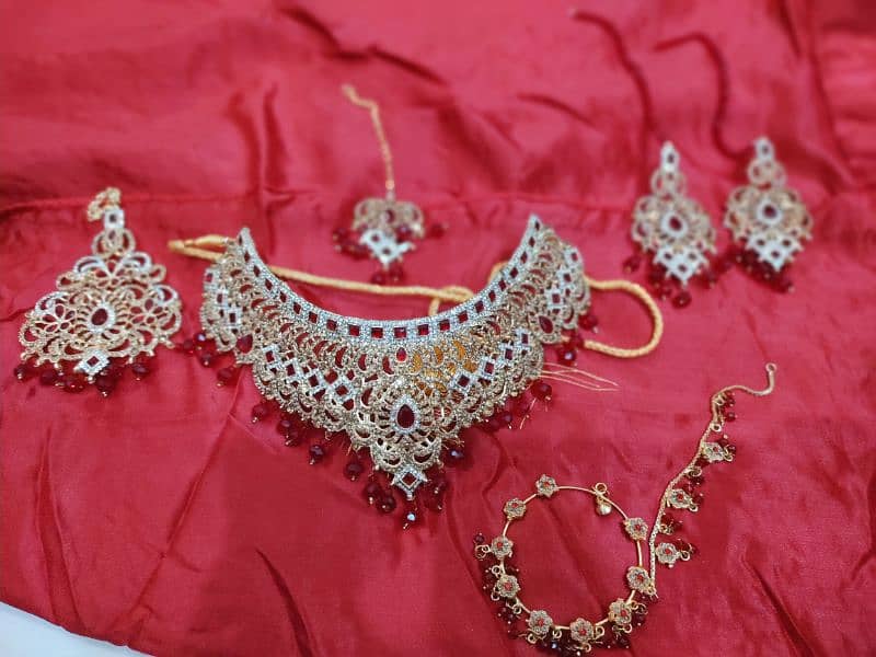 bridel lhenga unstich with jewelry 6