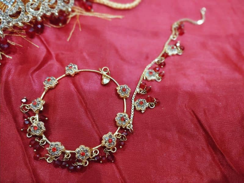 bridel lhenga unstich with jewelry 14