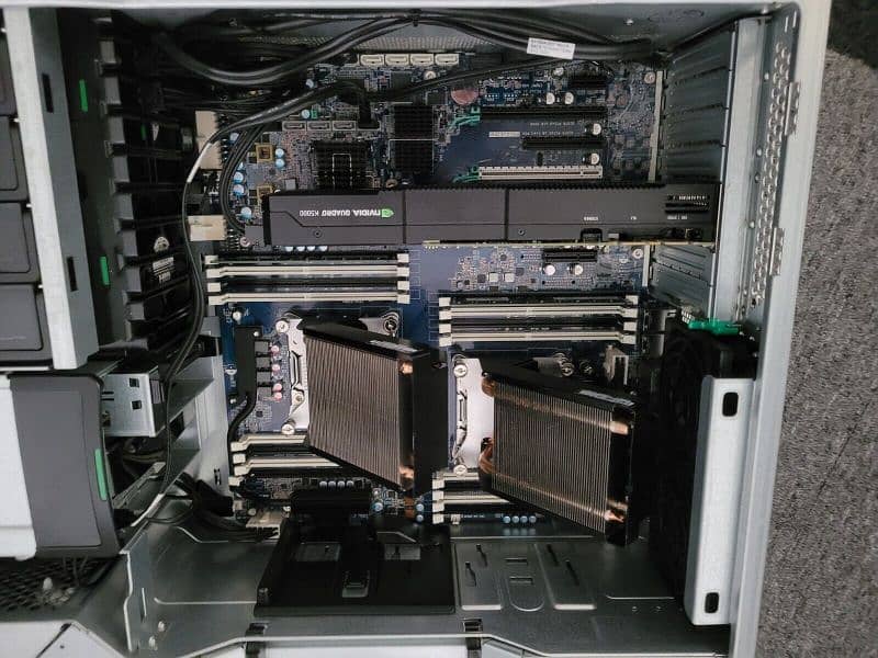 Unleash creative power: HP Z840 Workstation powerful Xeon processor 5