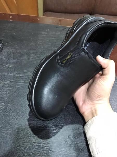 safety shoe 3