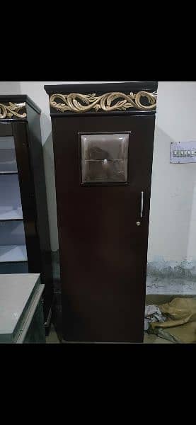 new safe ne isttri stand etc 1