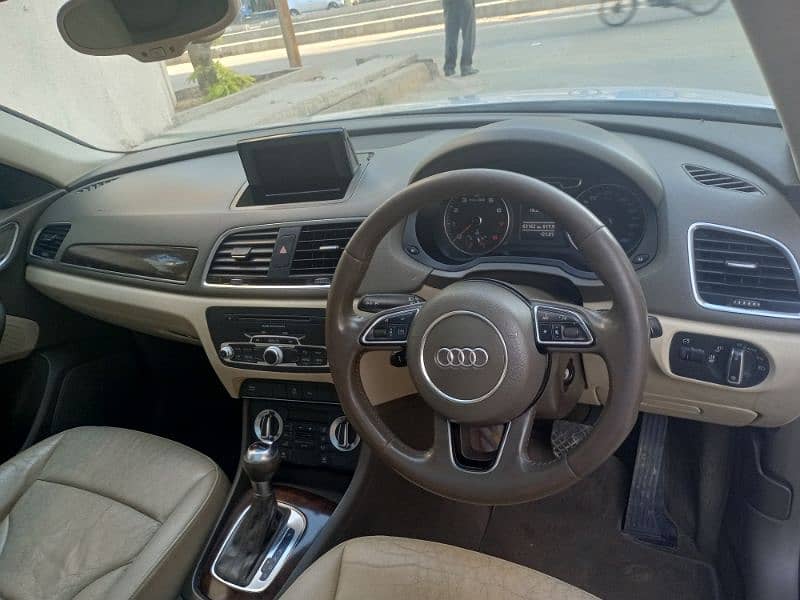 Audi Q3 urgent sale 8