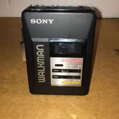 Sony WM-B19 Walkman Cassette Player
 Made in Japen 0