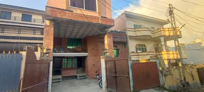 Bechulars rooms available for rent in gulzar e quaid