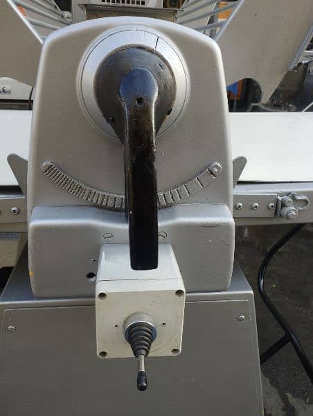 Dough Sheeter machine 24 inches belt size made in Germany 3