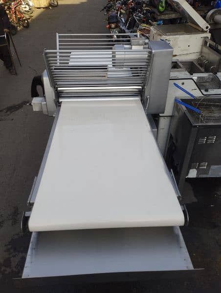Dough Sheeter machine 24 inches belt size made in Germany 5