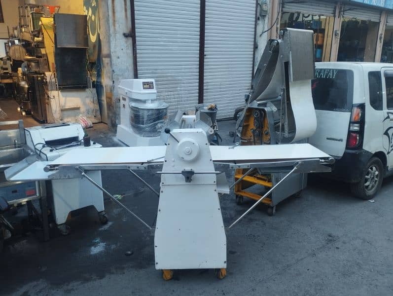 Dough Sheeter machine 24 inches belt size made in Germany 13