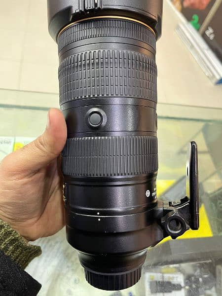 Nikon 70-200mmF2.8 FL Ed VR 2