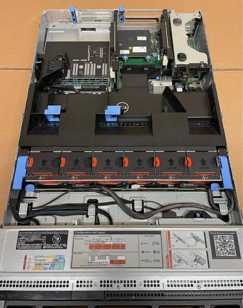 Dell PowerEdge R720 2.5 or 3.5 Available 1