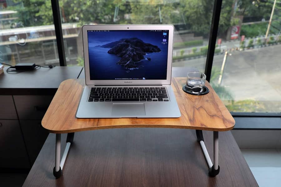 laptop wooden table 2