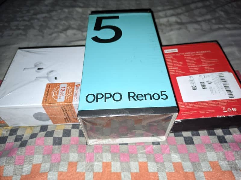 Oppo reno 5 with free earbuds 1