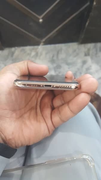 IPhone Xs dual PTA Approved 64gb BH79% 2