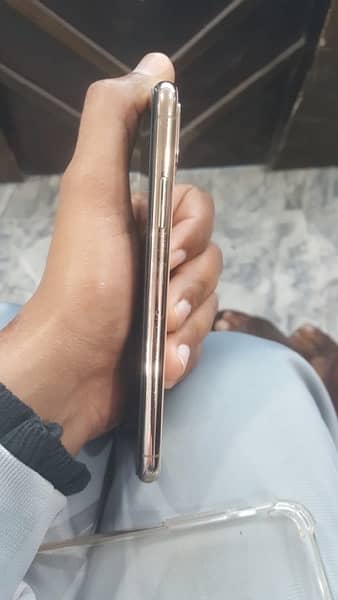 IPhone Xs dual PTA Approved 64gb BH79% 6