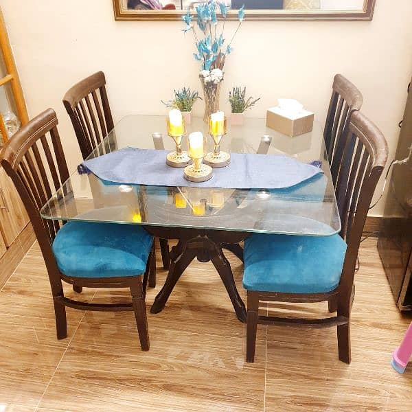 dining table with 4 chairs excellent condition 1
