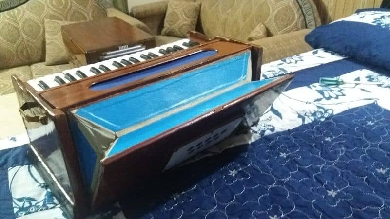 Original German Jubilate Harmonium 5