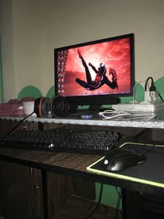 gaming pc for sell if intressted sms or call 03421226400