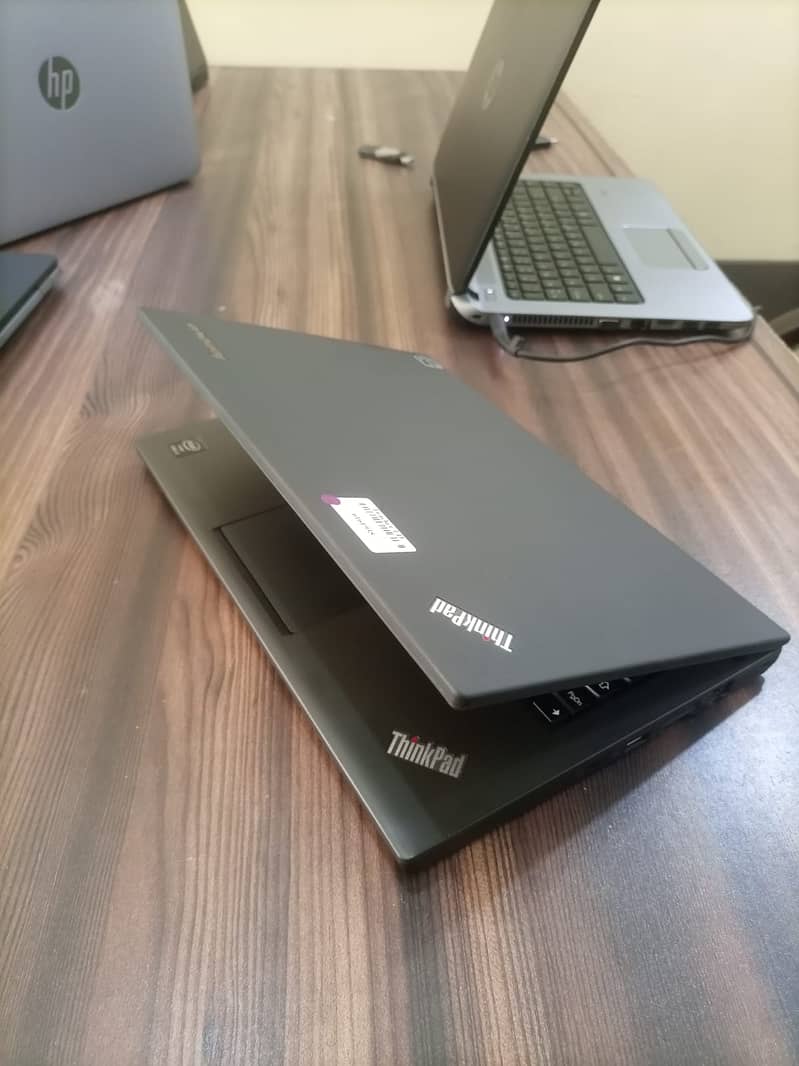 Lenovo X240 Core i5 4th Gen 4GB Ram 500GB 1