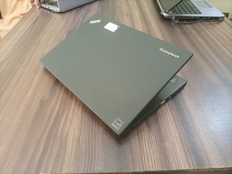 Lenovo Thinkpad X240 Core i5 4th Gen 4GB Ram 500GB HDD, 18