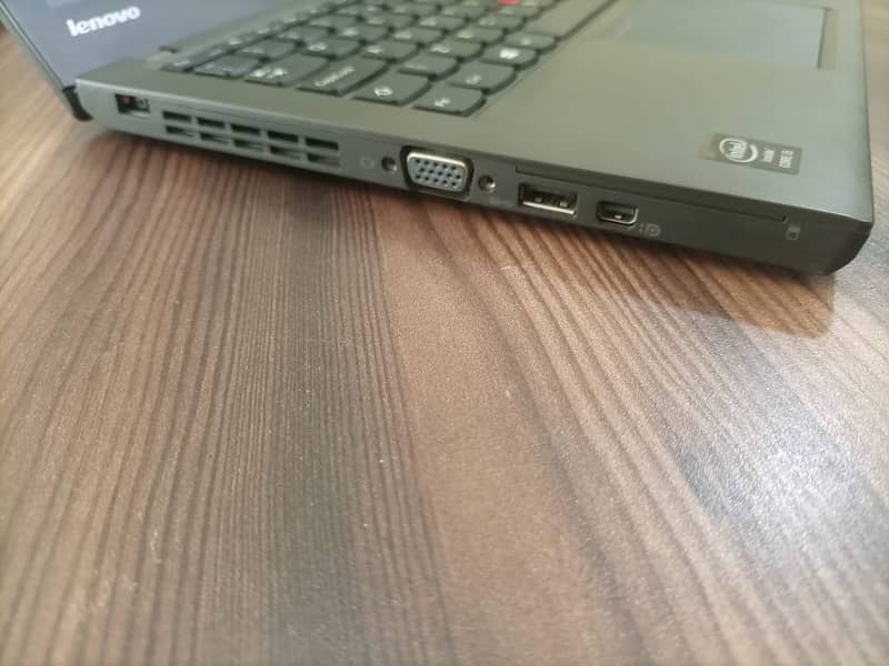 Lenovo Thinkpad X240 Core i5 4th Gen 4GB Ram 500GB HDD, 15