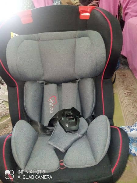 Car seat 0