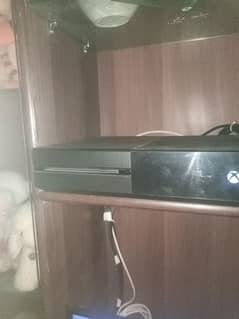 Xbox one console 1tb with 13 games online installed