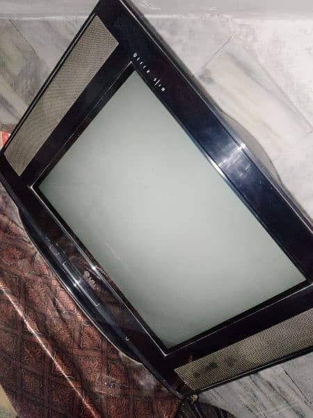 good condition slim tv for sale first customer 1