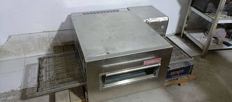 Gysro conveyor belt pizza oven 18" size Korea import 99% genuine unit 5