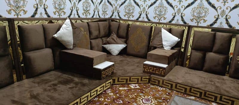 majlis sofa/Arabic Majlis/Arbi Sofa/ running foot 03044333349 0