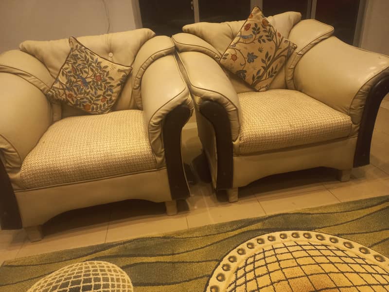 5 seater sofa 3