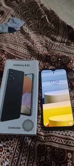 Samsung A 32 6 128 black color lush condition screen panel changed up