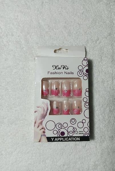 Artificial nails with sticker glue 1