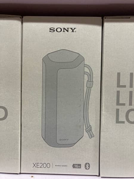 Sony XE 200 bluetooth speaker 4