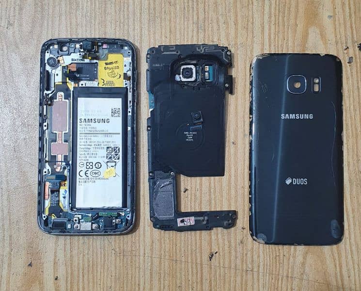 Samsung S7 parts for sale read add plz 0