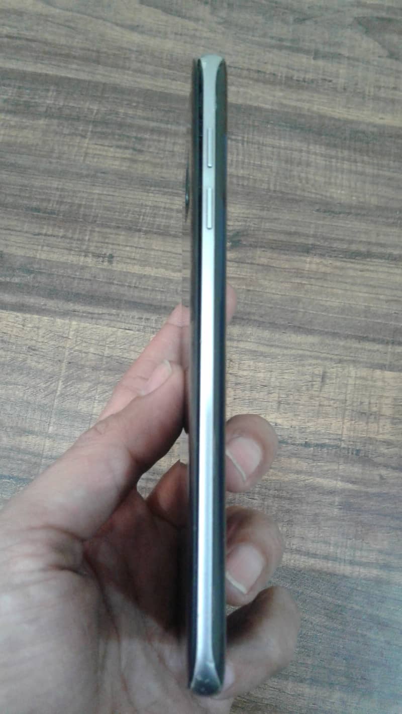 Samsung S7 Edge 4/32. PTA approved. 15 FNF. Whatsapp O3244833221 4