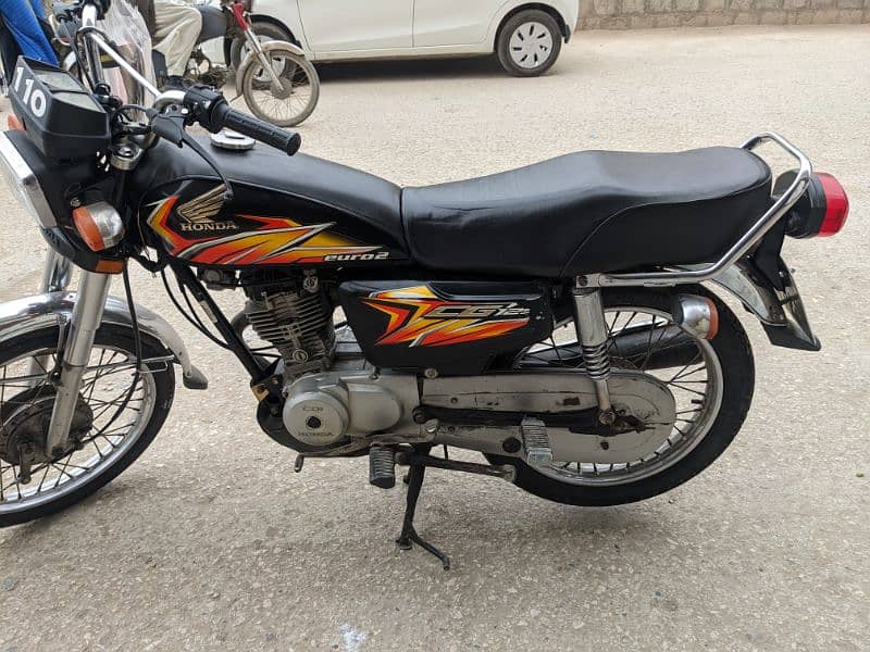Honda CG 125 2021 last month available for sale 1