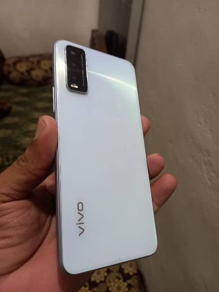 vivo y20 4/64 2