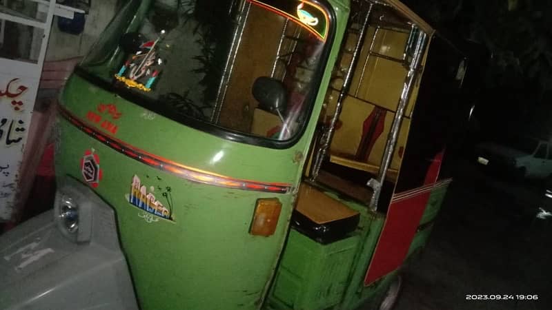 Good Condition new auto rickshaw with new Jangla heavy & batery 3