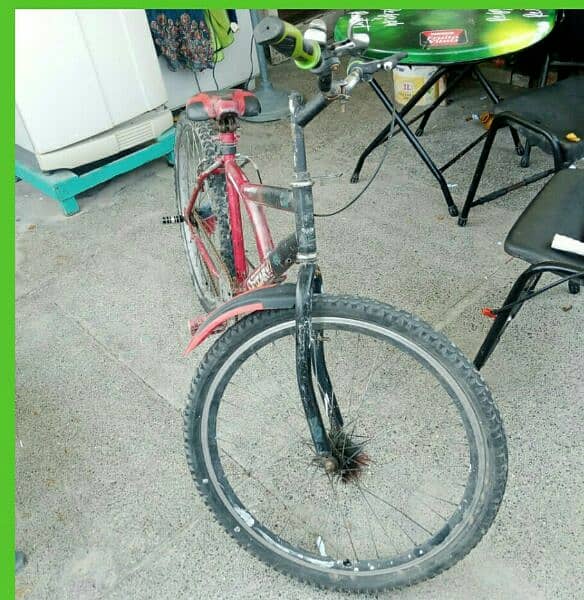 BMX BICYCLE IN GOOD CONDITION 2