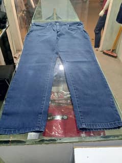 stock jeans 100 piece available