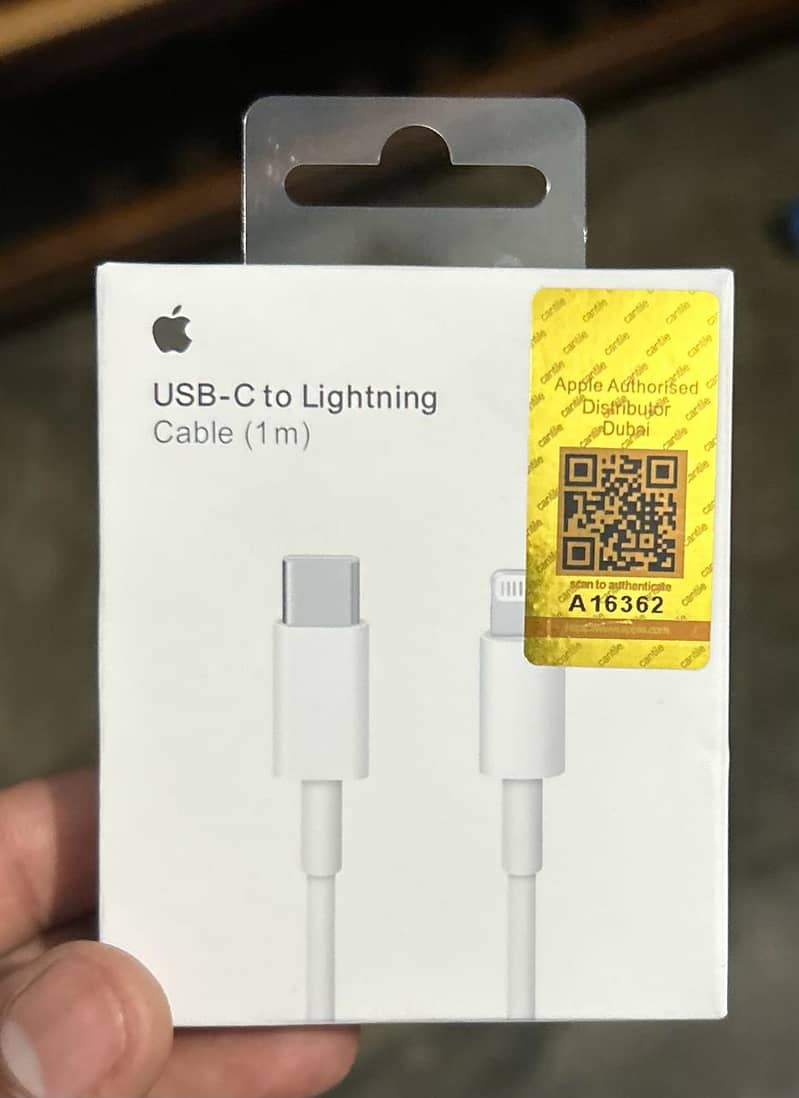 USB C to USB C & USB C to Lightning Cable Original Cable 2