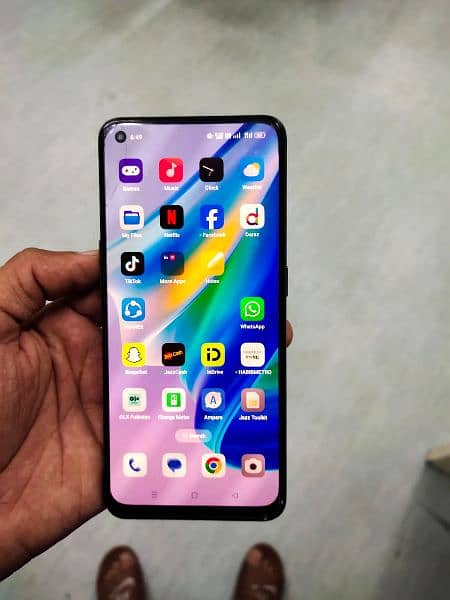 Oppo a95 with box 8+4gb/128gb condition 10/8.5 exchange possible 1